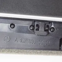Mercedes-Benz GLE W167 Kojelaudan tuuletussuuttimen suojalista A1678303000