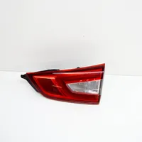 Nissan Qashqai Galinis žibintas dangtyje 265504EA5A