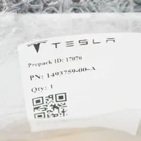 Tesla Model Y Etupuskurin alempi jäähdytinsäleikkö 149375900A