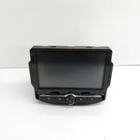 Opel Corsa E Radio/CD/DVD/GPS head unit 42645326