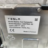 Tesla Model 3 Autres dispositifs 146577301D