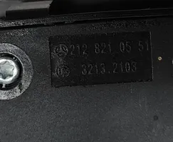 Mercedes-Benz GLC X253 C253 Przycisk otwierania klapy bagażnika A2128210551