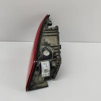 Audi A3 S3 8P Lampy tylnej klapy bagażnika 8V4945075