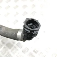 BMW 3 GT F34 Engine coolant pipe/hose 7624676