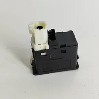 BMW 5 F10 F11 Câble adaptateur AUX 9237653