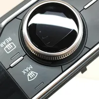 Audi A4 S4 B9 Przełącznik / Włącznik nawiewu dmuchawy 8W0820043F