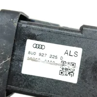 Audi Q3 8U Rankinio stabdžio jungtukas 8U0927225D