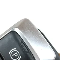 Audi Q3 8U Przycisk / Włącznik hamulca ręcznego 8U0927225D