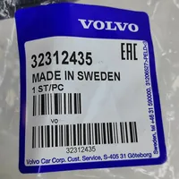 Volvo XC60 Rura / Wąż dolotowy powietrza turbiny 32312435