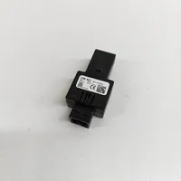 Volkswagen Tiguan USB jungtis 3G5035954