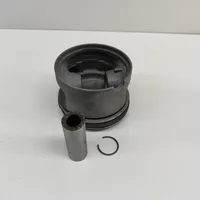 Audi 100 S4 C4 Piston 054107071