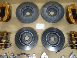 BMW 5 G30 G31 Set dischi freno e pinze 