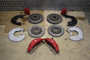 Audi A4 S4 B9 Set dischi freno e pinze 