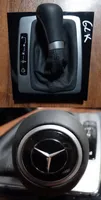 Mercedes-Benz C W204 Roktura dekoratīvā apdare – āda/audums 
