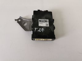 Toyota Avensis T270 Barošanas vadības bloks 8969005040