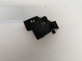 Audi A6 C7 Boucle de ceinture de sécurité arrière 4G0857739