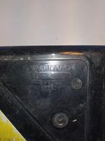 Volvo V70 Coperchio/tappo della scatola vassoio della batteria 8622335