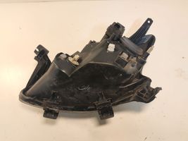 Toyota Aygo AB10 Lampa przednia 811100H010