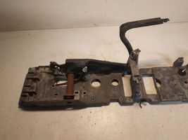 Volvo V50 Support de levier frein à main 8648399