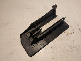 Toyota Corolla Verso AR10 Moldura cubierta de la guía del asiento trasero 721370F020