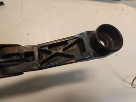 Toyota Corolla Verso AR10 Front wiper blade arm 1676