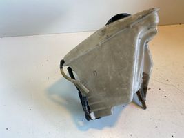 Toyota Corolla E100 Réservoir de liquide lave-glace 060351618