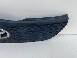 Toyota Corolla E120 E130 Grille calandre supérieure de pare-chocs avant 531111A480