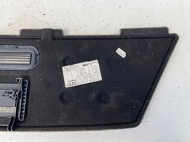 Audi A3 S3 8L Bagažinės apdailos dangtelis 8L0863989B