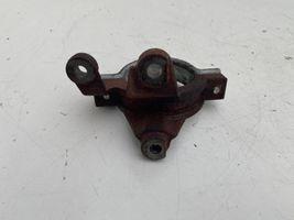 Volvo V40 Staffa del cuscinetto di supporto dell’albero di trasmissione AV613K305CA