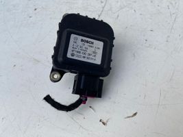 Audi A6 Allroad C5 Motor/activador trampilla de calefacción 0132801158