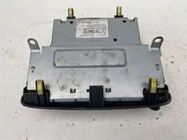 Toyota Corolla E110 Radio/CD/DVD/GPS-pääyksikkö 8611002040BO