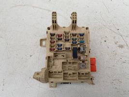 Toyota Corolla E110 Module de fusibles 2864112150