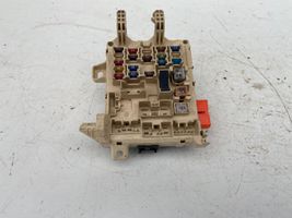 Toyota Corolla E110 Module de fusibles 2864112150