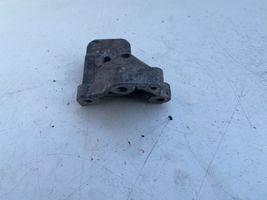 Volvo S80 Engine mounting bracket 8634123