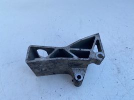 Volvo S80 Engine mounting bracket 8684364