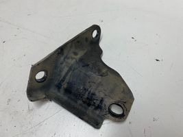 Toyota Avensis T250 Altra parte del vano motore 171390R010