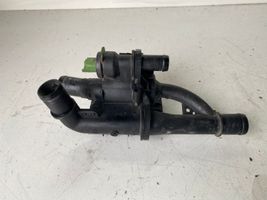 Ford Focus Boîtier de thermostat / thermostat 9670253780