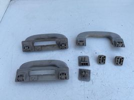 Opel Astra G Un set di maniglie per il soffitto 90520997