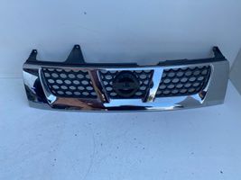 Nissan Navara D22 Grille calandre supérieure de pare-chocs avant 62310VK000