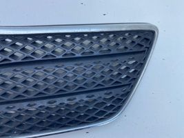 Toyota Corolla E120 E130 Grille calandre supérieure de pare-chocs avant 5311402010