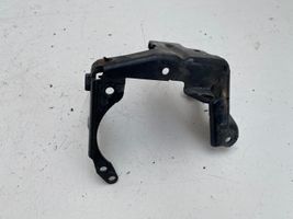 Ford Focus Polttoainesuodattimen kiinnikkeen pidike AV6Q9A072AB