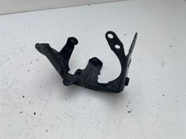 Ford Focus Polttoainesuodattimen kiinnikkeen pidike AV6Q9A072AB