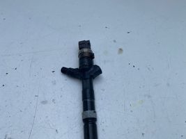 Toyota Hiace (H200) Fuel injector 2367030030