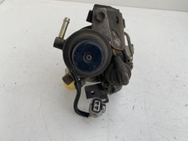 Toyota Avensis T220 Filtre à carburant 