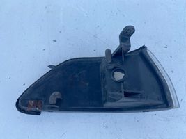 Toyota Carina T170 Indicatore di direzione anteriore 181505B