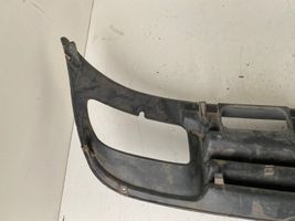 Ford Mondeo MK I Front bumper lower grill 93BB17B968BD