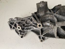 Volkswagen PASSAT B5.5 Mocowanie alternatora 038903143AE