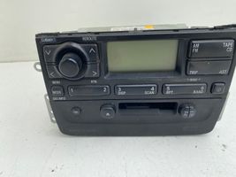 Toyota Avensis T220 Unità principale autoradio/CD/DVD/GPS 8611005010