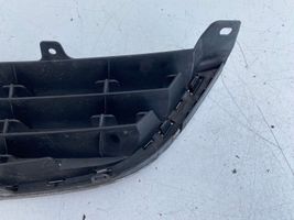 Toyota Avensis T220 Oberes Gitter vorne 5311105040A