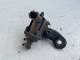 Toyota Avensis T220 Turboahtimen magneettiventtiili 2581927010